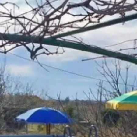 펜션 Village Paradise